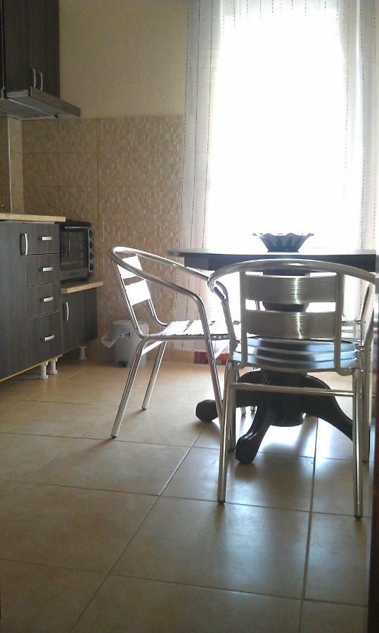 Apartment 60M From Sea! Nea Kallikrateia Dış mekan fotoğraf